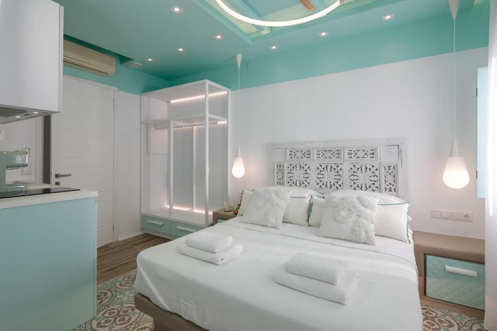 AQUA FLORA Suites a Naxos