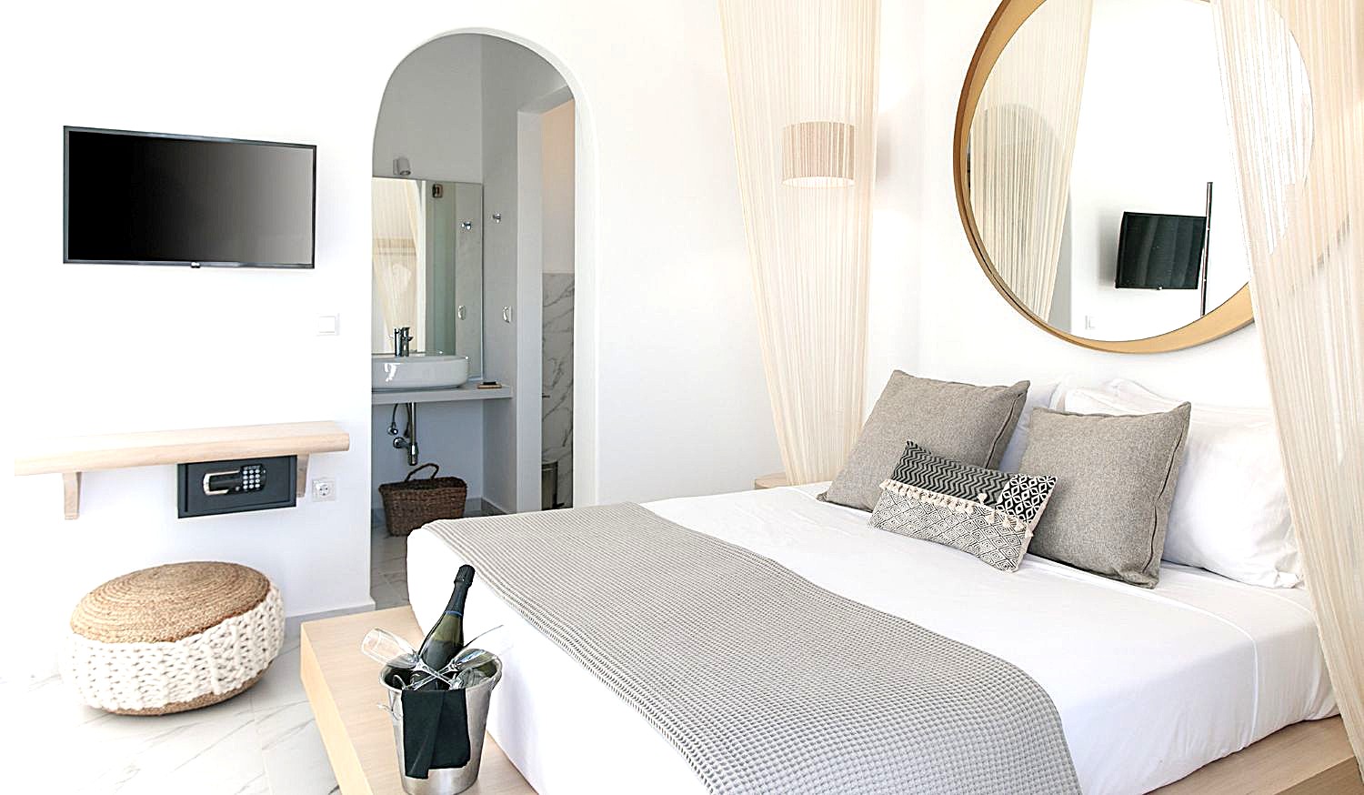 COSMOS Hotel a Naxos